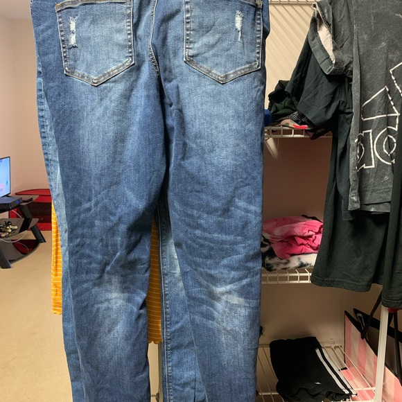 jeans - Picture 2 of 4